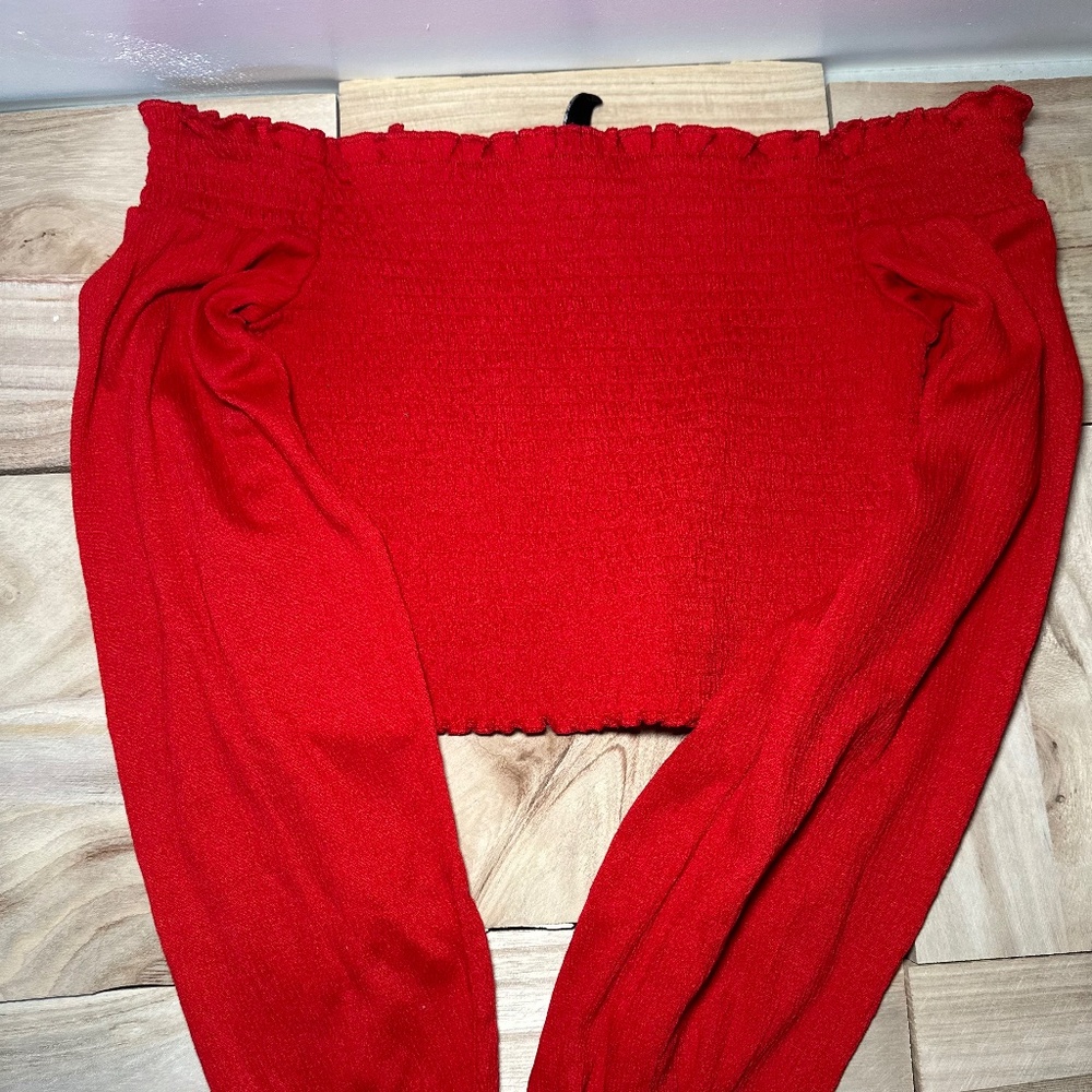 H&M Red Off the shoulders Bishop Ribbed blouse